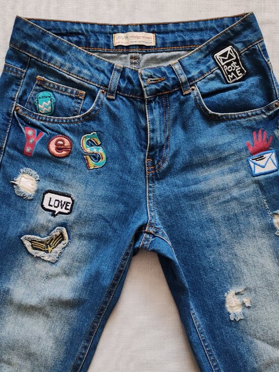 Dilvin Vintage Inspired Patched Boyfriend Jeans- Distressed Denim-Women’s Size 4 - Picture 2 of 16